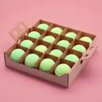 Piparmündi ja Teepuuõli Vannipommid — 3tk Jumbo Komplekt 180g — kõrvaltvaade