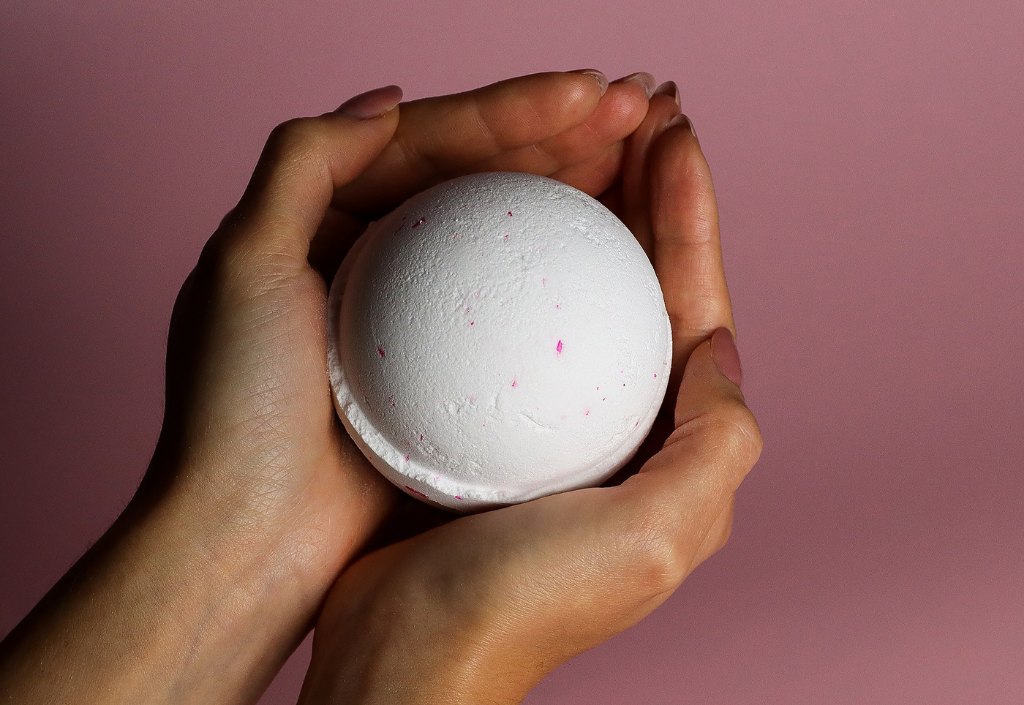 Vannipomm — värviline looduslik vannipomm