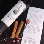 Armastuse Rituaalküünal Sinful Apple — Õuna ja Kaneeli Sojaküünal 700g — pakend