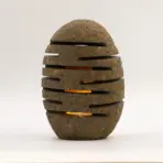 Jõekivi Küünlalatern Suur Püstine — kõrvaltvaade