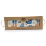 lavendli nisukott Lazy Sloth kinkekarbis valgel taustal