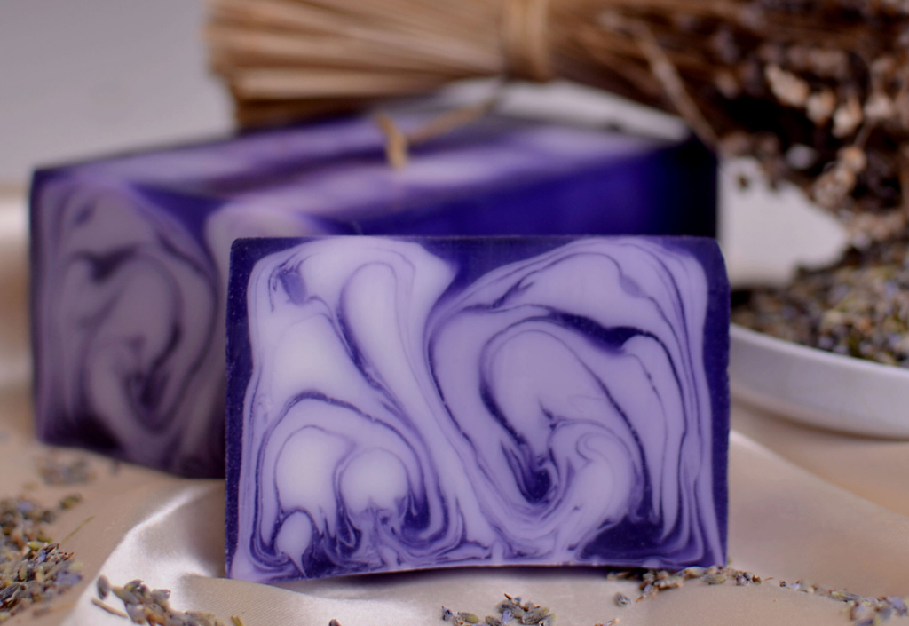 Lavendli seebiplokk — käsitööseep lavendliga