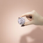 maasika huulepalsam Agnes + Cat pakend ja fooliumkate