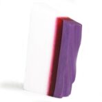 Mangostaan käsitööseep troopika mooniseemnetega seebiplokk nurkvaates mooniseemnetega