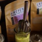 naturaalne metallist kühvel käsitsi lihvitud aksessuaar