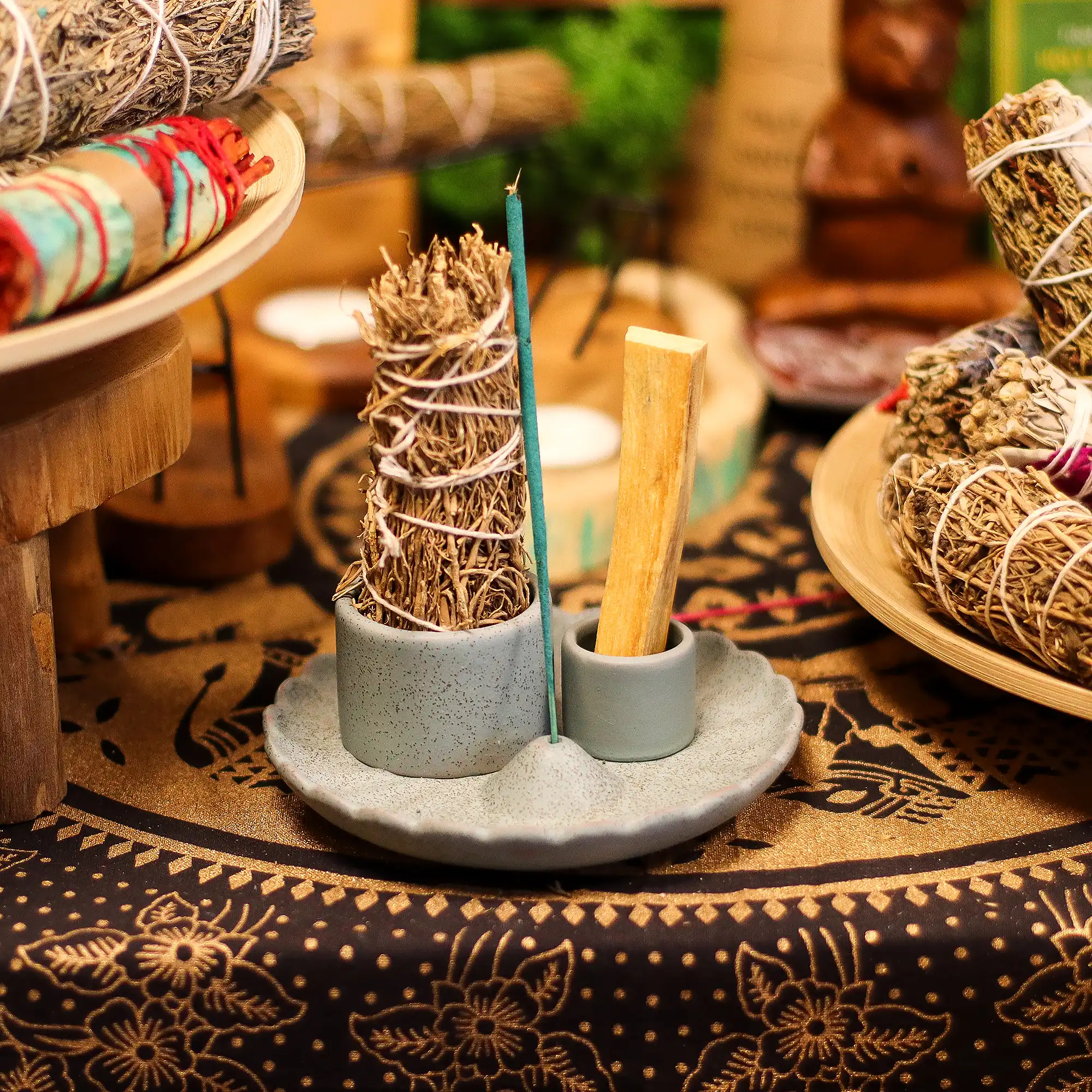 Palo Santo Hoidja Sinine — Ancient Wisdom Palo Santo Hoidja Sinine