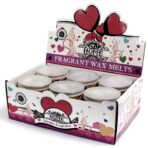 Südamekujulised sandlipuu sojavaha lõhnavahad lähedalt